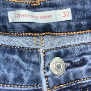 Levi Strauss & Co Women's 721 High Rise Skinny Size 32